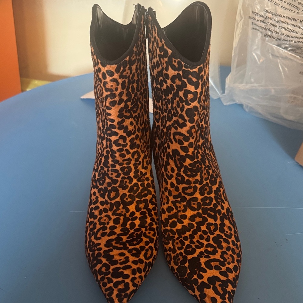 Stylish Leopard Print Ankle Booties